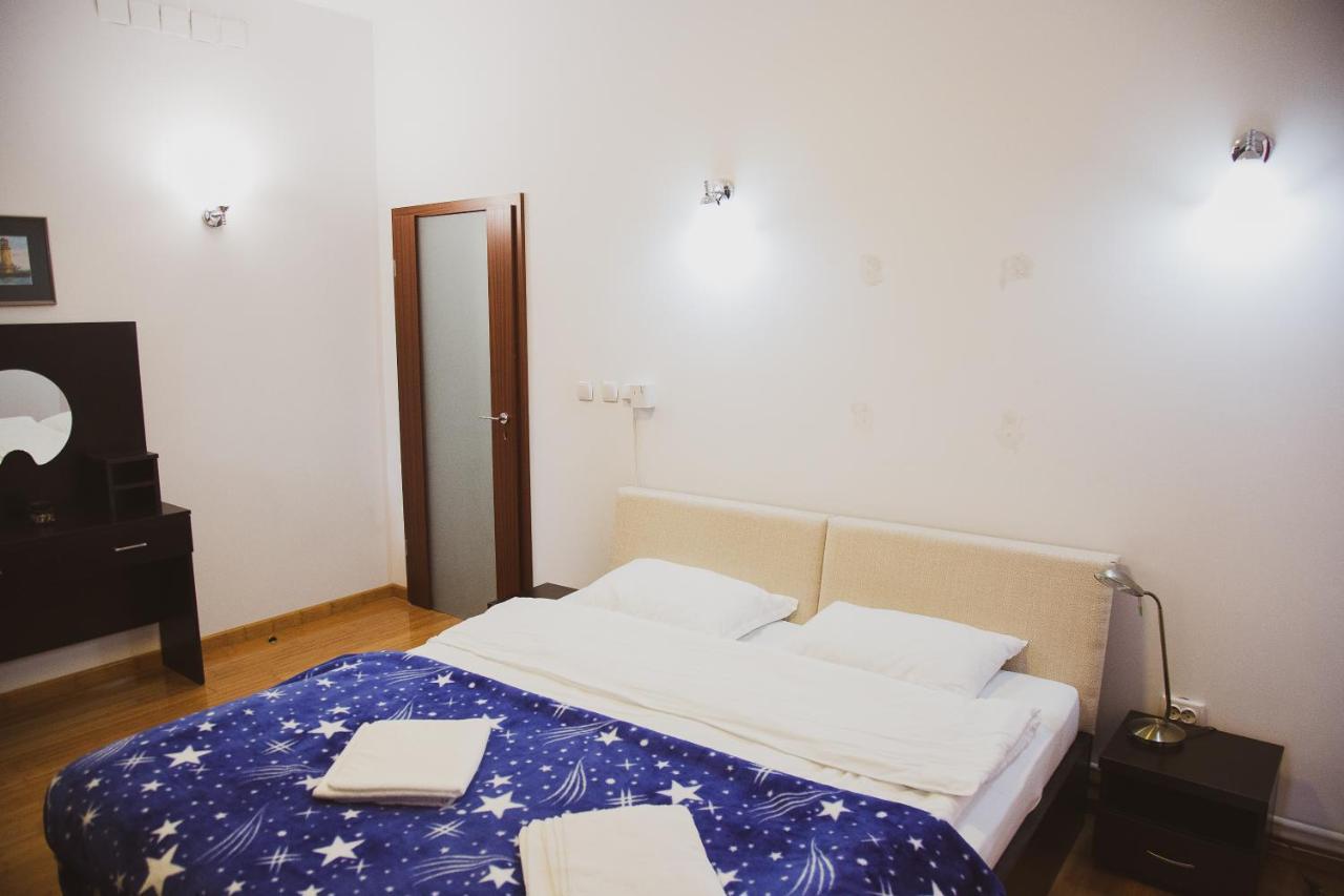 Kronhome Castelului Braşov Buitenkant foto